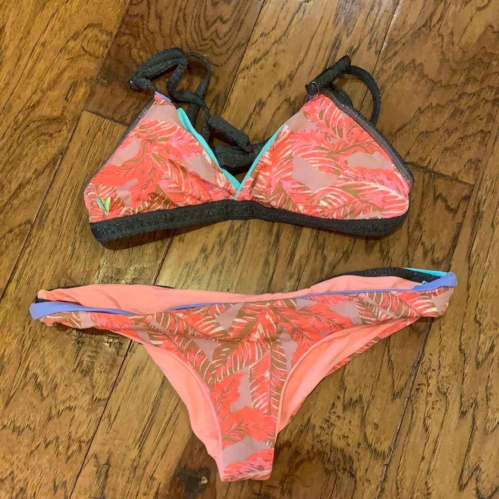 MAAJI Reversible Bikini. Worn once. Size Small